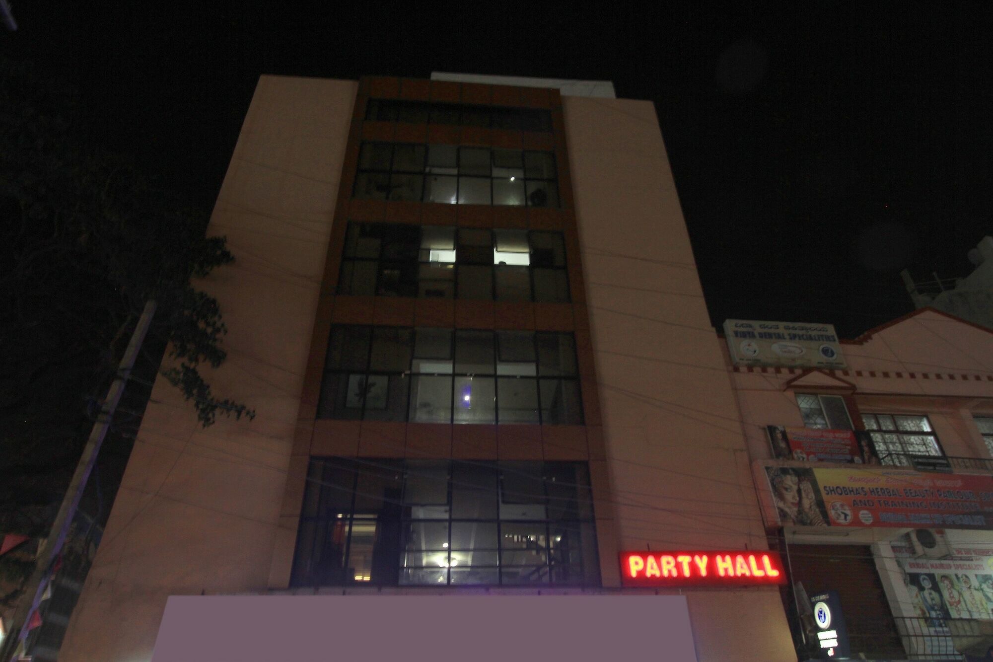 Oyo 19559 Pavithra Paradise Bangalore Exterior foto